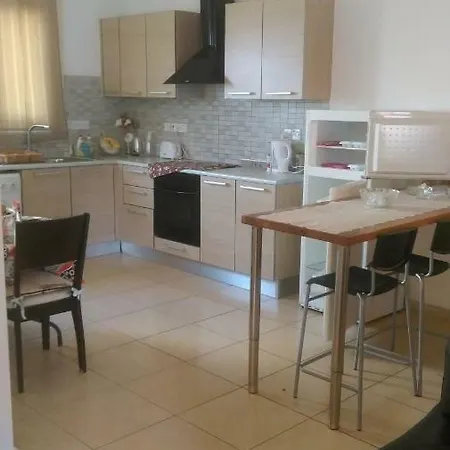 Demis House Vilă